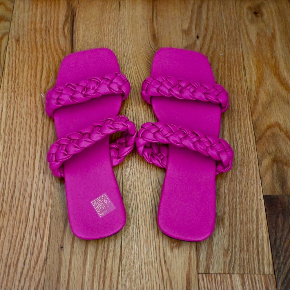 Pink sandals size 8